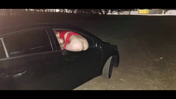 I let strangers to have intercourse with my wifey in public for the arouse of it.