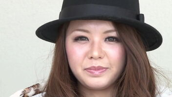 A beautiful Chinese wifey makes her first adult movie.